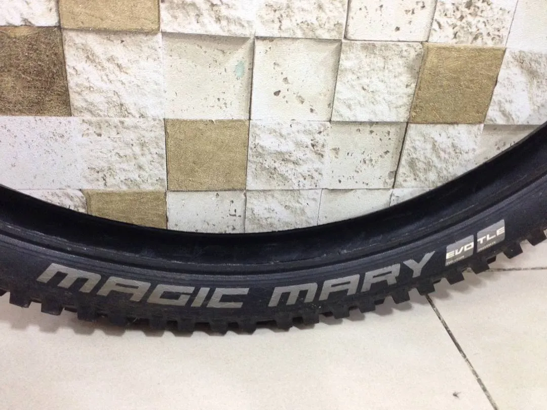 SCHWALBE MAGIC MARY TIRE 29X2.35 COMPOUND TLE EVO ADDIX SOFT