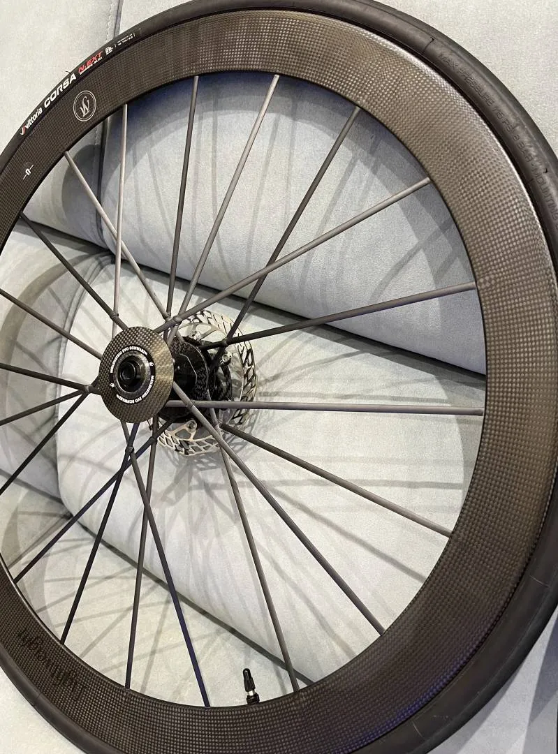 Lightweight Meilenstein EVO-Schwarz ED (Shimano)
